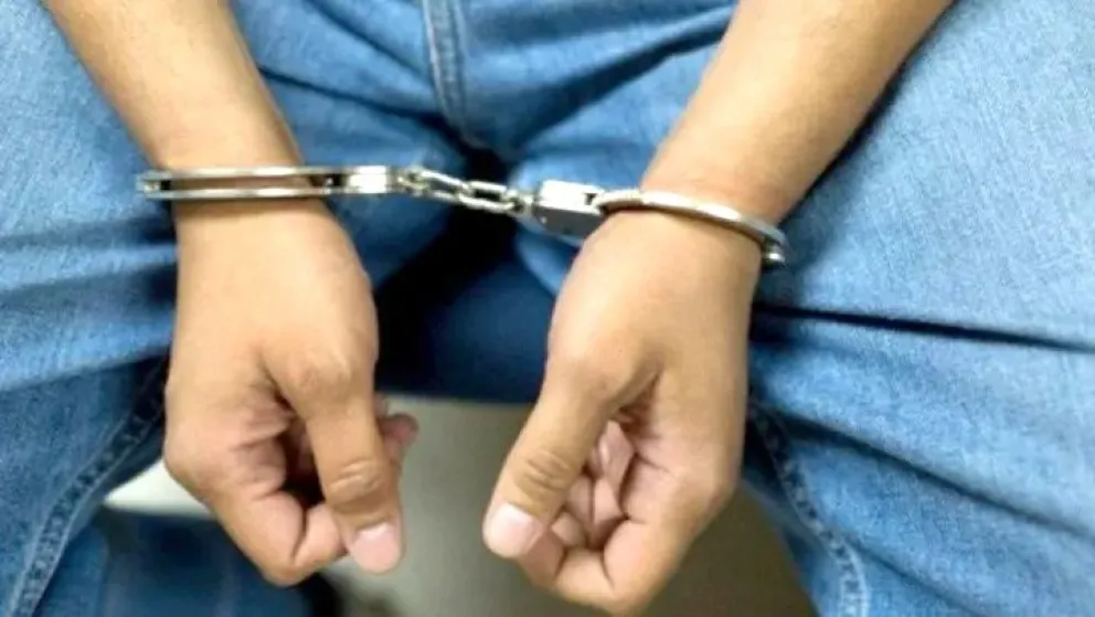 Asesinó a su abuela a golpes con una estatua y escondió el cadáver en un tanque de 200 litros: detalles impactantes del crimen