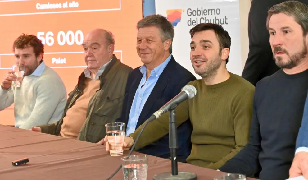Torres anunció una inversión de 8 mil millones de pesos para la construcción de un nuevo Centro de Distribución y Logística que potenciará al Parque Industrial de Trelew