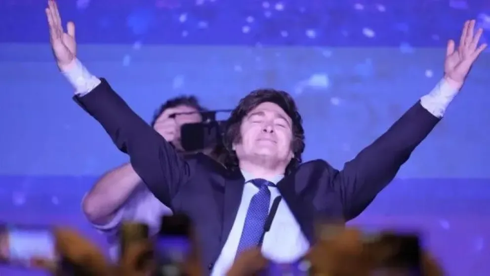 Veto a jubilaciones: Javier Milei celebró a los diputados "héroes" que "frenaron a degenerados fiscales" que insistieron