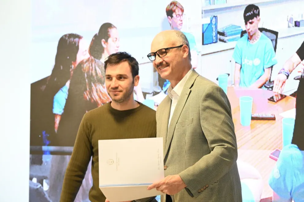 Torres encabezó la firma de un histórico convenio marco de cooperación con representantes de UNICEF Argentina