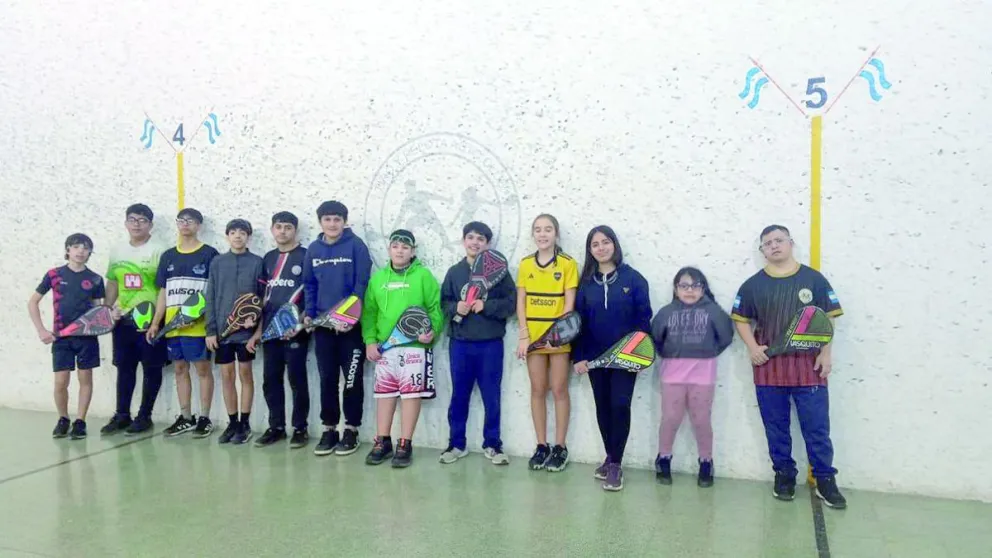 La escuela del TyPAC al Patagónico de Pelota Paleta