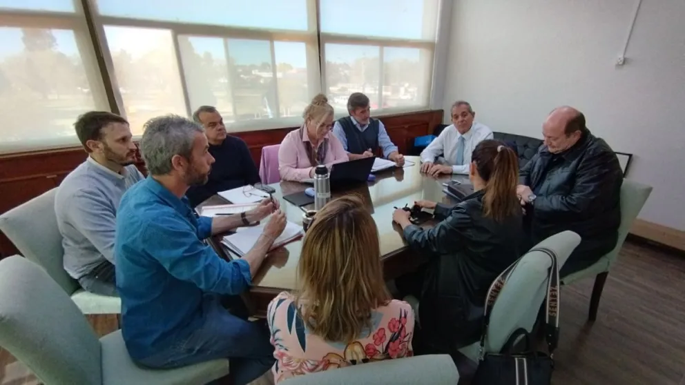 El Gobierno utilizará materiales sostenibles en refacciones y nuevas obras en escuelas