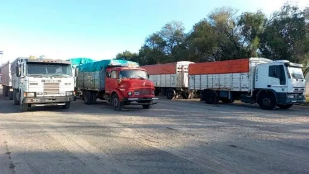 Cambia el transporte de cargas: el Gobierno modificó un trámite clave para los camioneros
