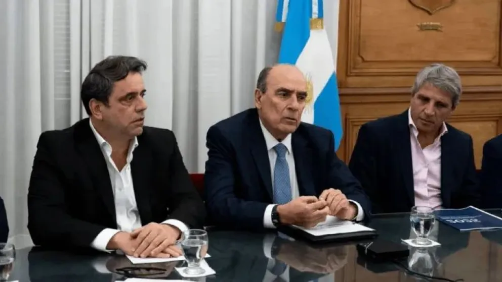 Presupuesto 2025: Guillermo Francos y Luis Caputo, reunidos con gobernadores