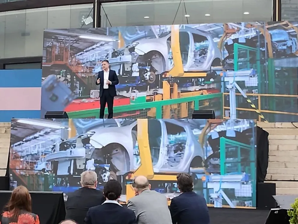 Renault invertirá US$ 350 millones en su planta de Santa Isabel para fabricar pick-ups