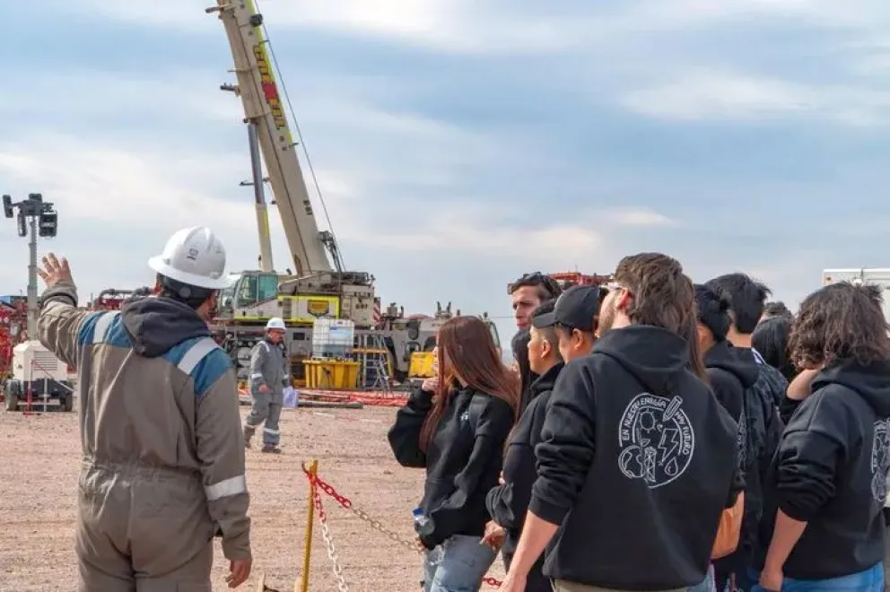 Fundación YPF reunió a más de 300 becarios en Vaca Muerta