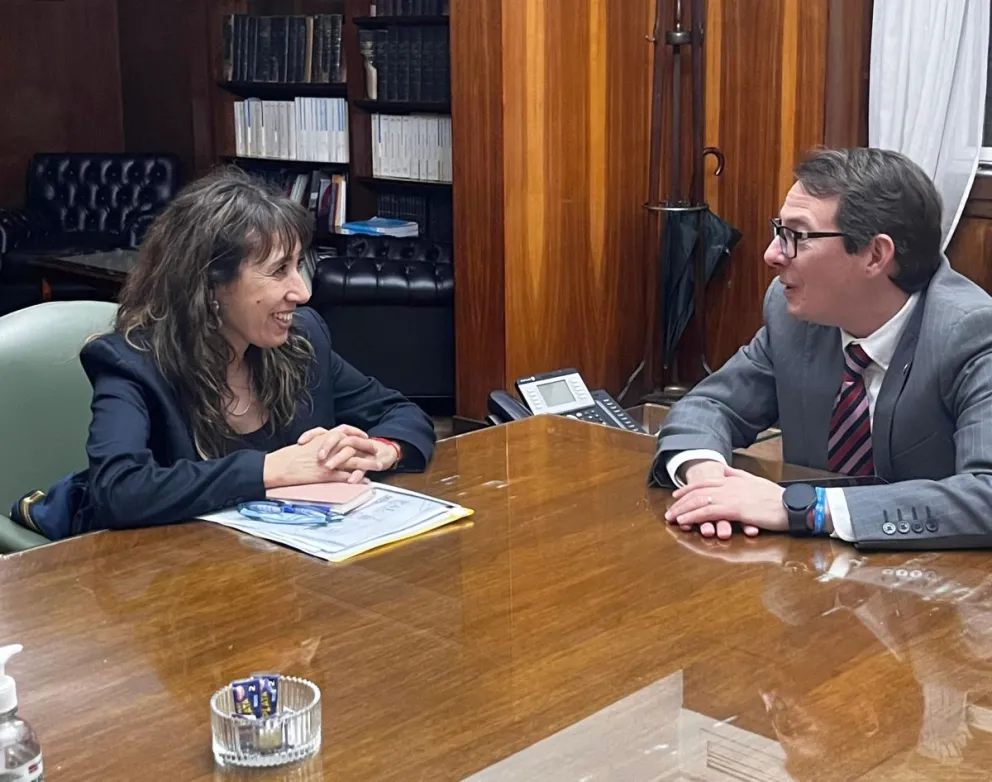 Reunión por obras y presupuesto: el secretario de Hacienda de la Nación garantizó la construcción de la Autovía Caleta-Comodoro