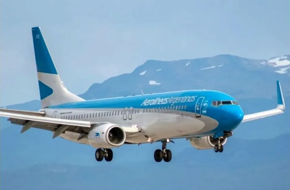 Qué pasa con Aerolíneas Argentinas: claves para entender la situación actual y por qué la quieren privatizar