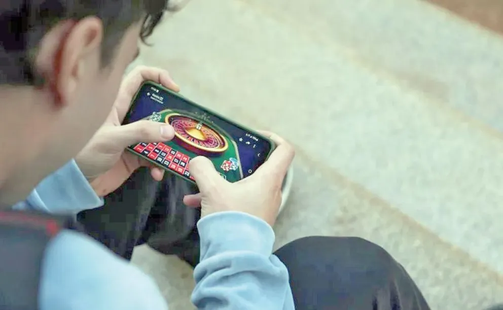 Impulsan un programa de prevención de la ludopatía  digital y consumo problemático en las escuelas
