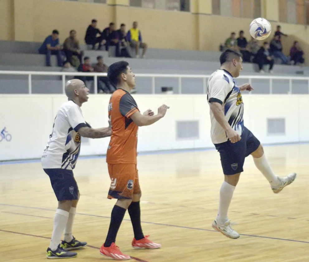 Dos partidos por la División de Honor