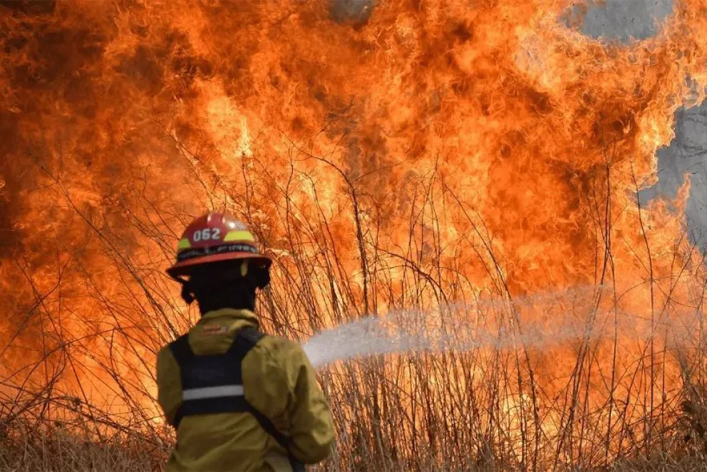 Se agravaron los incendios en Córdoba: hay focos en Capilla del Monte y Calamuchita