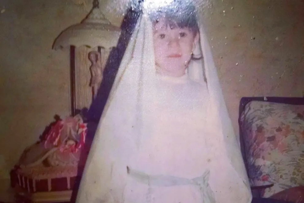 Podría necesitar una donación de médula para su hija con leucemia y empezó a buscar sus familiares directos que estarían en Comodoro