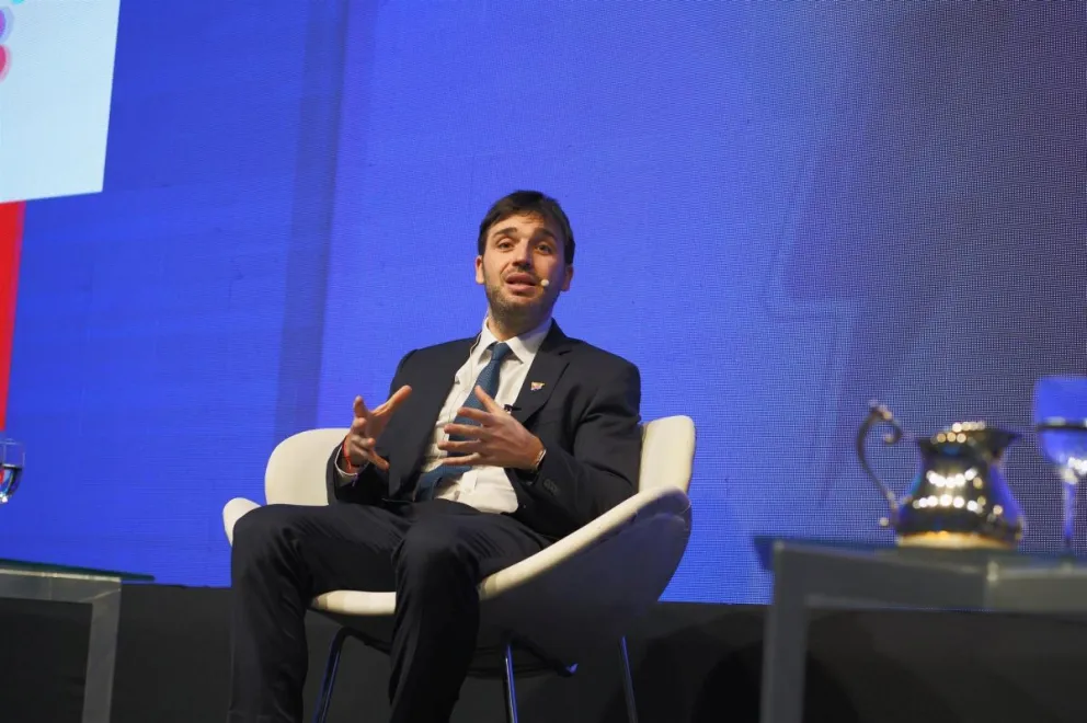 Transición energética: Torres disertó ante líderes del sector sobre el potencial productivo de Chubut en materia de fuentes renovables