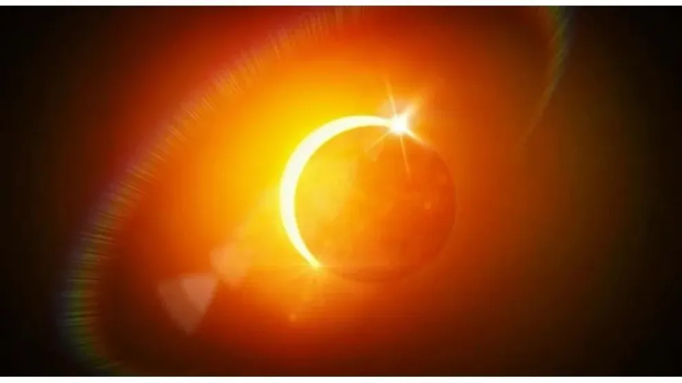 Un "anillo de fuego" iluminará el cielo: cuándo llega el eclipse solar anular