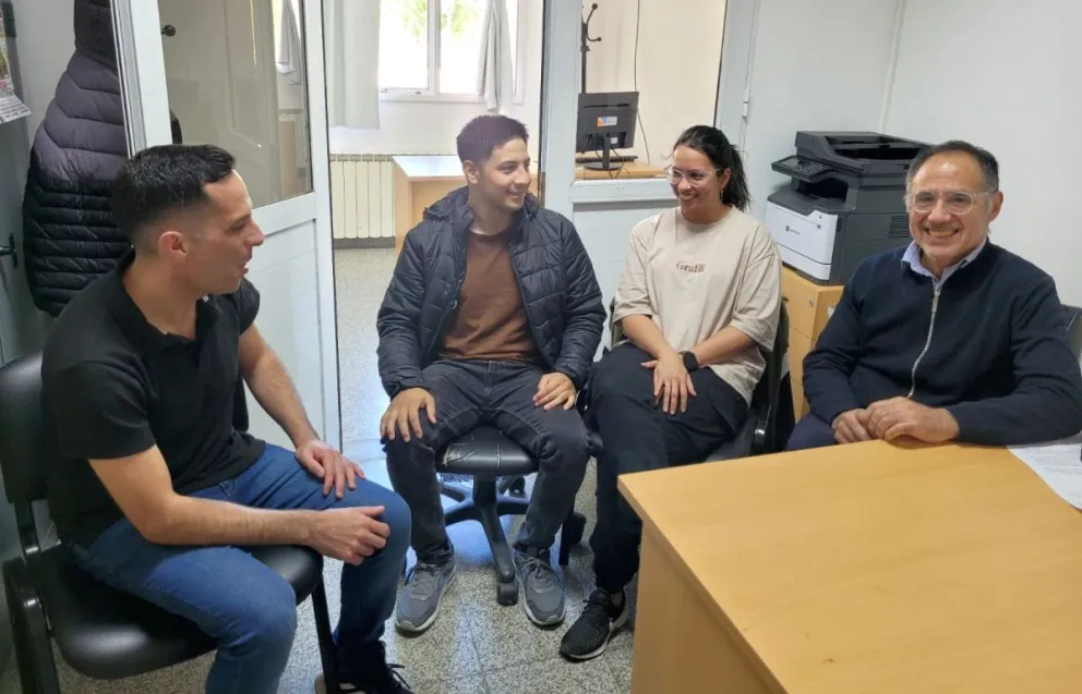 Provincia acordó con los gremios un mayor reconocimiento salarial a los trabajadores de salud de la ruralidad