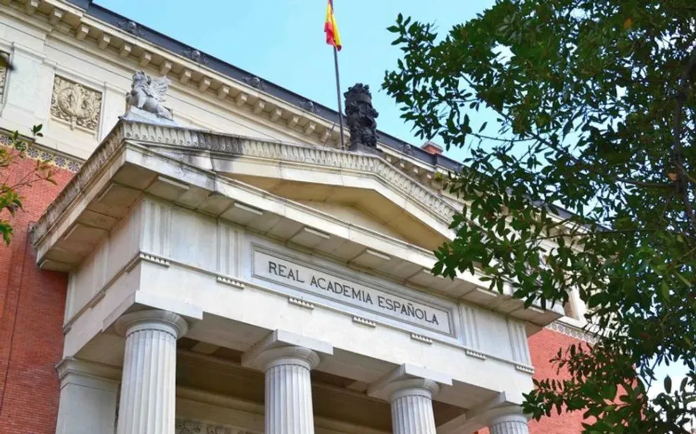 El juez Lijo ordenó el bloqueo digital de una acepción discriminatoria de la palabra "judío" en el diccionario de la RAE