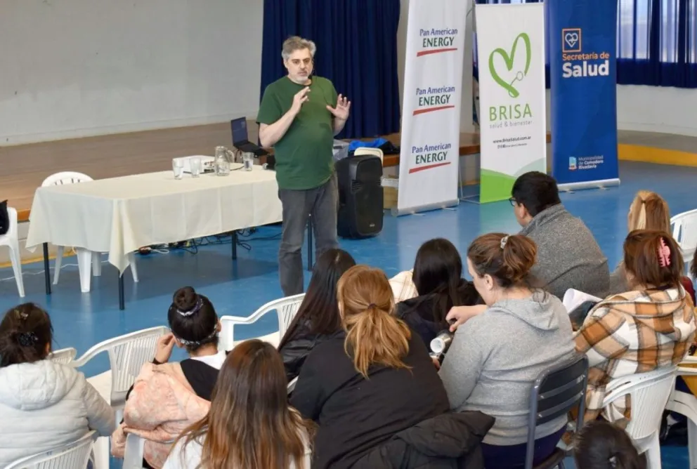 Más de 400 personas participaron del “Ciclo de talleres para el abordaje de consumos problemáticos y salud mental”