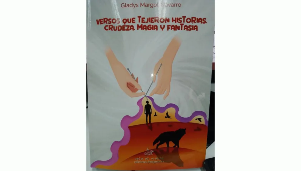 Gladys Navarro presenta su logro editorial en la Feria del Libro