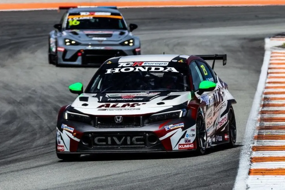 “Nacho” Montenegro hizo la pole y va por el título en el TC Europe