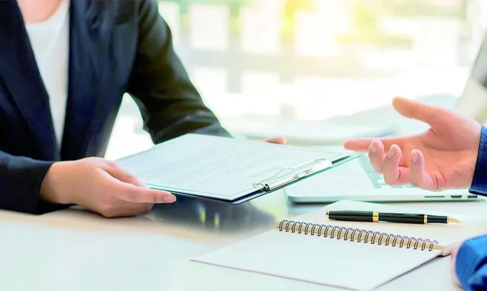 Reforma laboral: periodo de prueba, fondo de cese laboral y blanqueo de personal, entre los puntos claves
