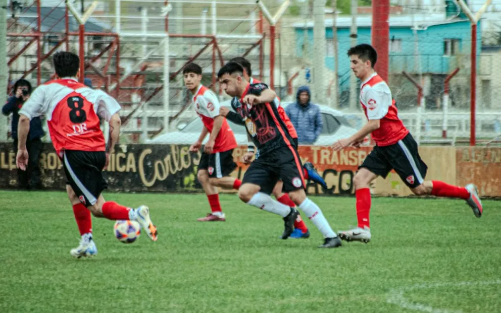 Huracán festejó en Sarmiento