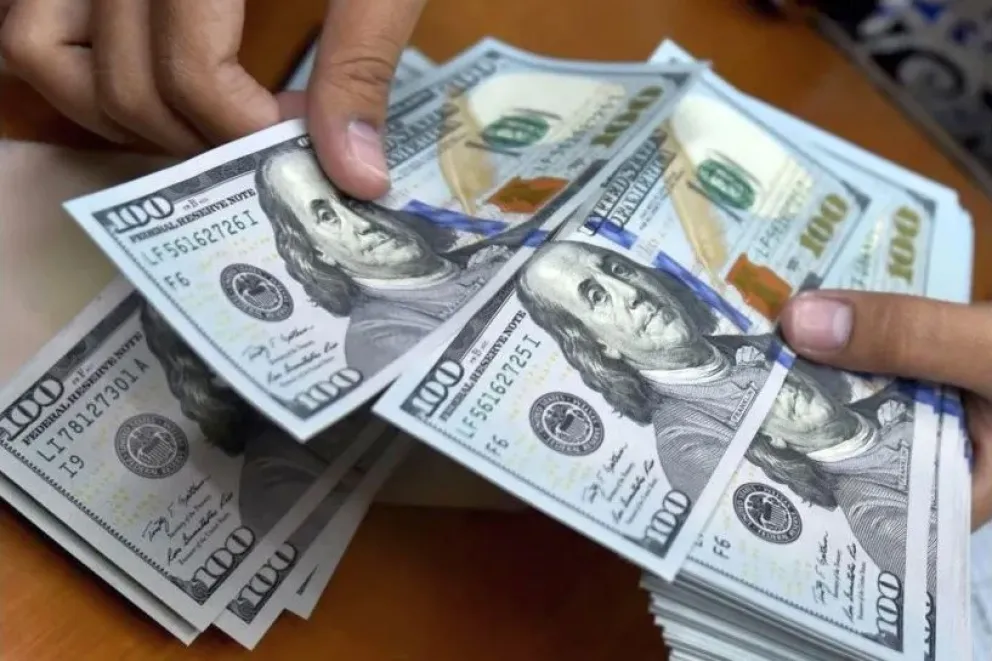 El Gobierno acumula tres meses sin conseguir superávits gemelos
