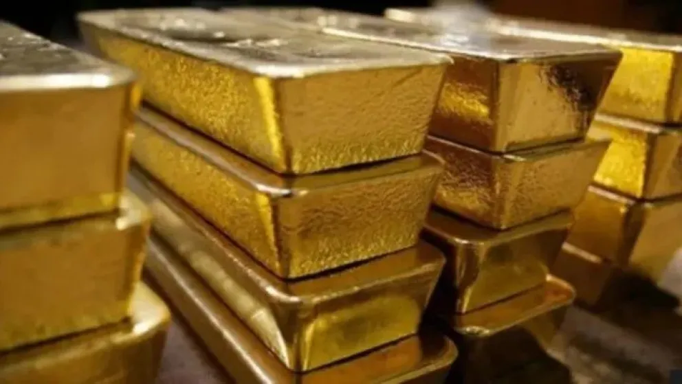 El Banco Central confirmó la transferencia al exterior de parte del oro de sus reservas