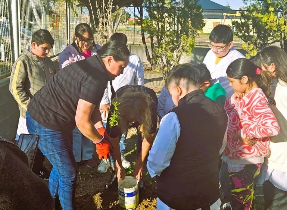EDUCACIÓN AMBIENTAL: Provincia realizó actividades en escuelas de Comodoro