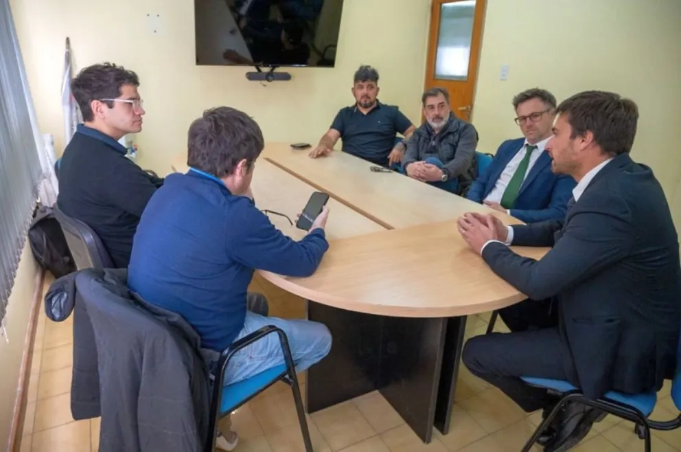 INDUSTRIA PESQUERA: La Cámara Empresaria del Golfo San Jorge analizó junto a Arbeletche la actualidad