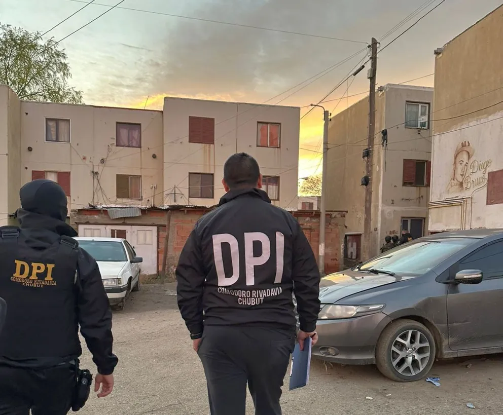 Se mantiene la presencia policial en las 1008 viviendas