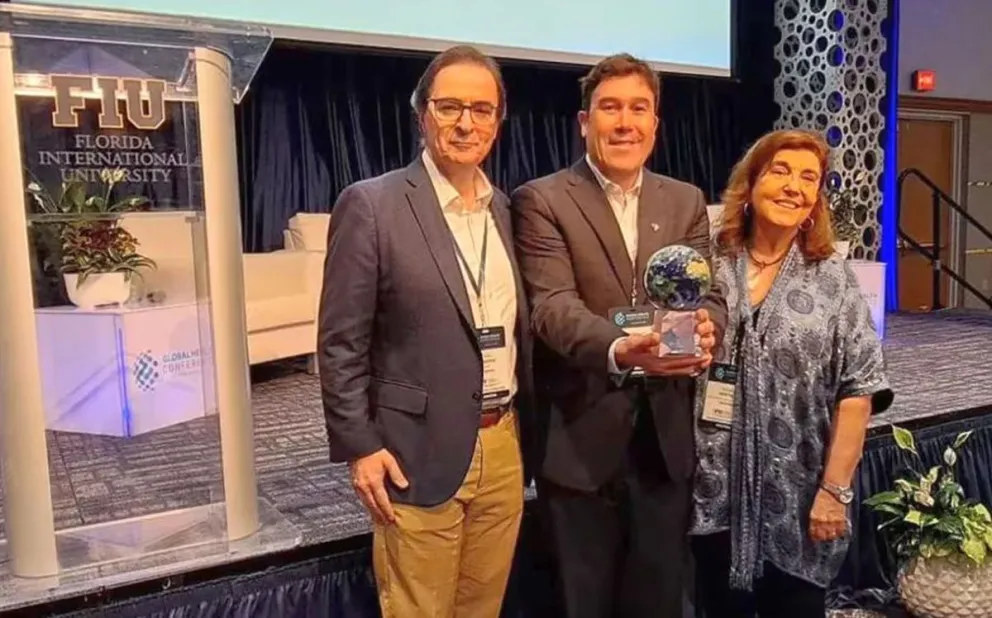 La vacuna argentina ARVAC en el podio mundial: uno de los científicos creadores fue premiado en Estados Unidos