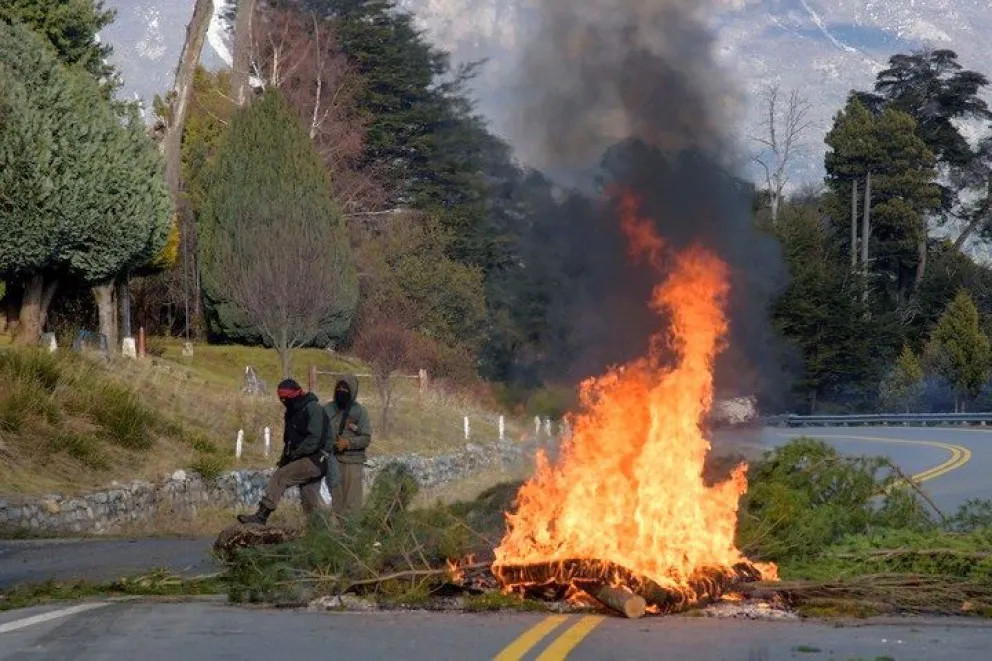 Comienza el juicio a los mapuches que usurparon lotes en Villa Mascardi: podría participar Jones Huala