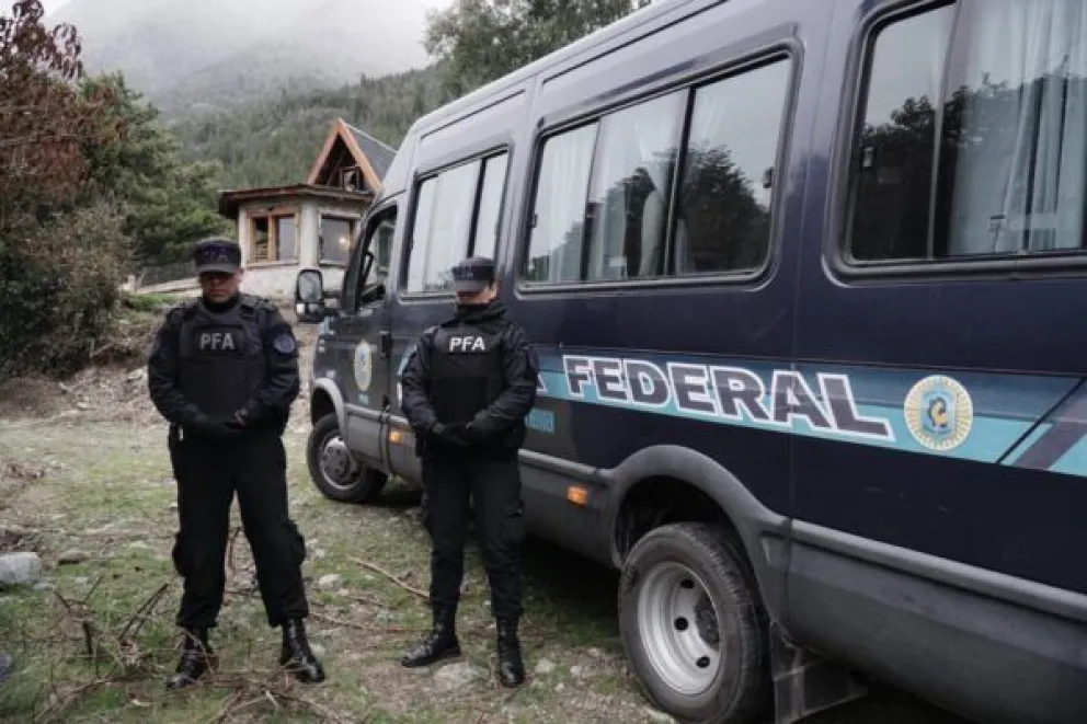 Amplia investigación y allanamientos por trata de personas en Lago Puelo, Epuyén y El Hoyo