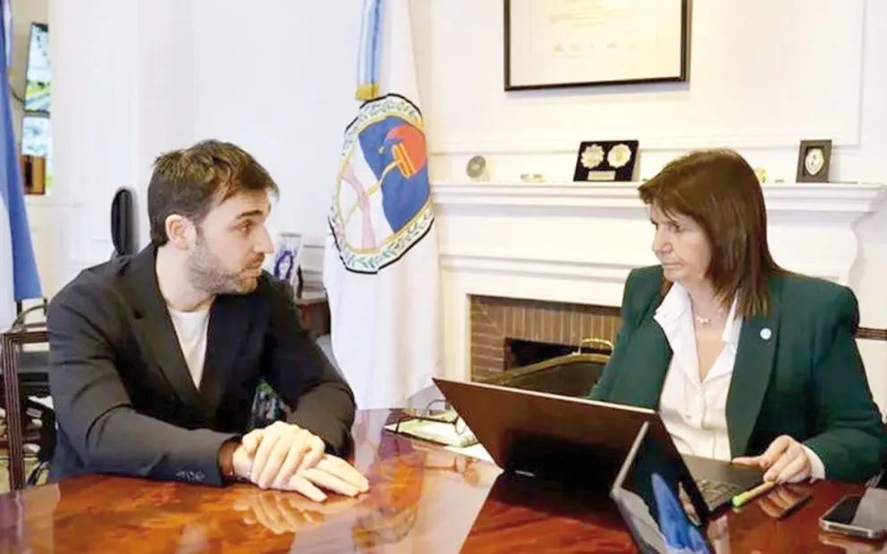 Torres felicitó al personal policial: “No vamos a tolerar nunca más que el flagelo de la droga y el narcotráfico destruyan el futuro de nuestra gente”