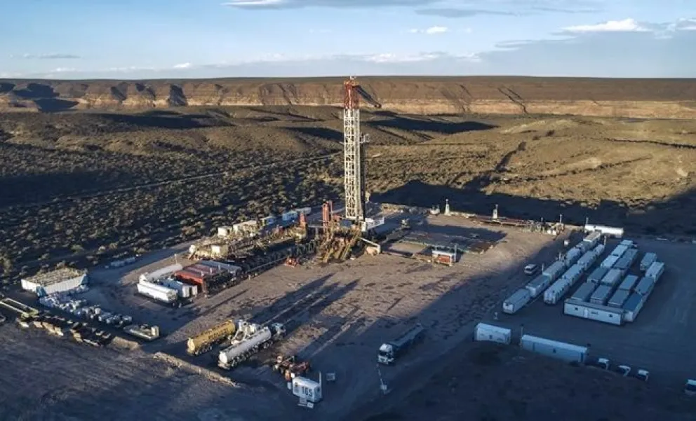 Pampa Energía emitió un bono internacional abajo del 8 % por U$S 410 millones