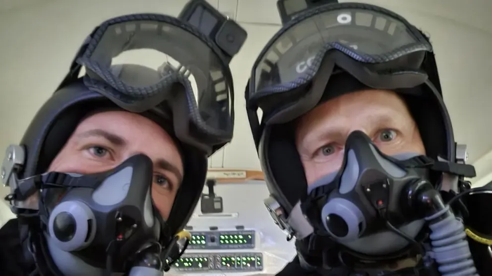 Dos argentinos rompieron récord mundial al tirarse en caída libre desde la estratósfera