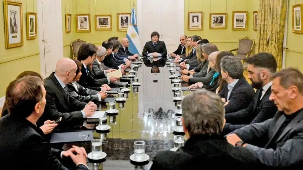 Milei ordena la estrategia parlamentaria para defender el veto a las jubilaciones