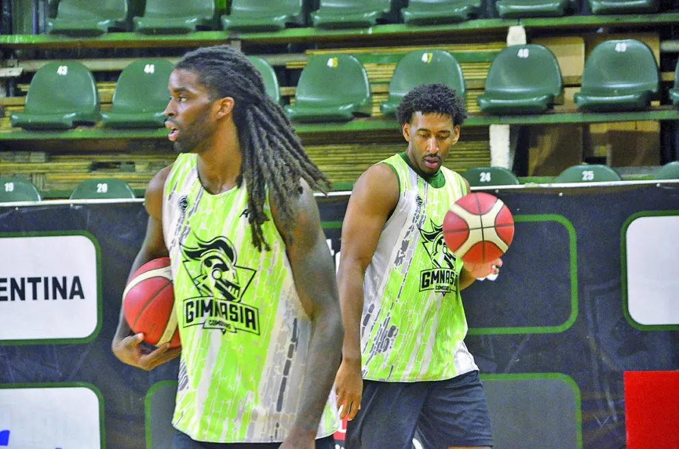 Gimnasia va suma jugadores a los entrenamientos