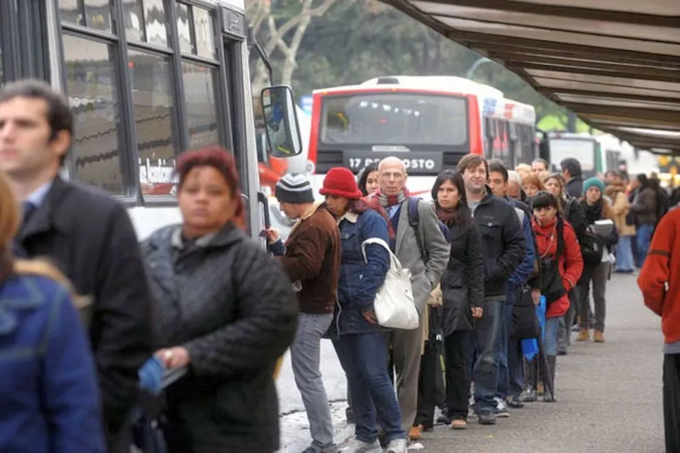 Se duplicó la cantidad de trabajadores en blanco que están en situación de pobreza