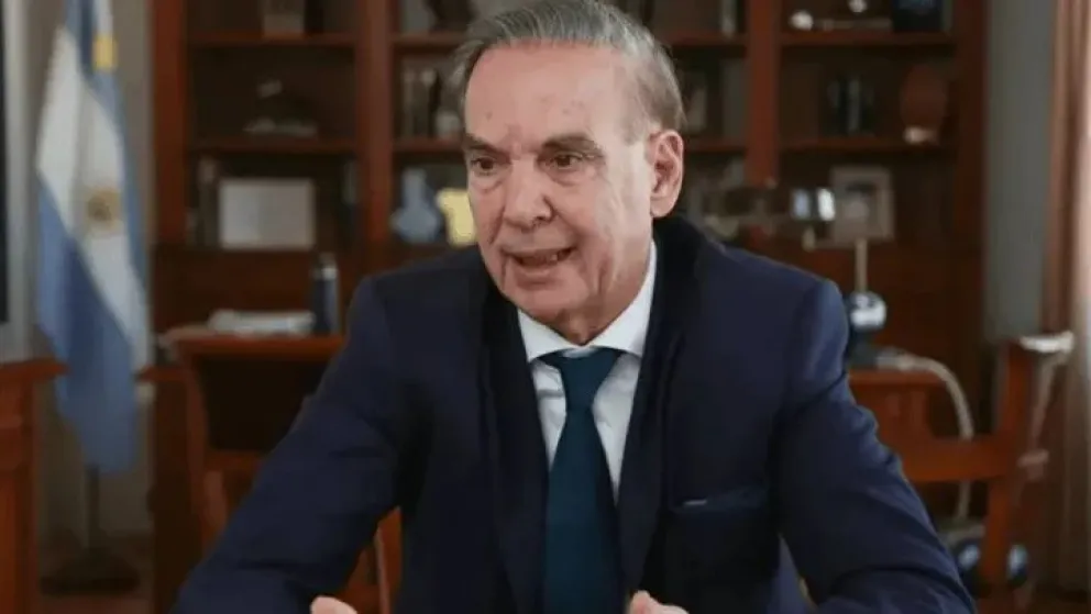 Pichetto: "Convocamos a sesión especial el 9/10 para tratar el veto, defendamos el equilibrio de poderes y la educación pública"