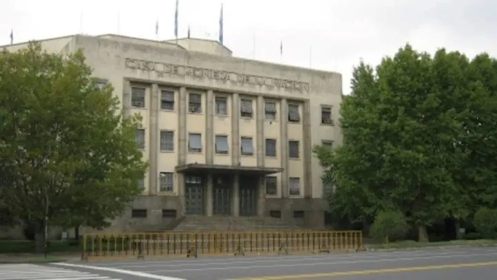 El Gobierno cerrará la ex Ciccone y reestructurará la Casa de la Moneda