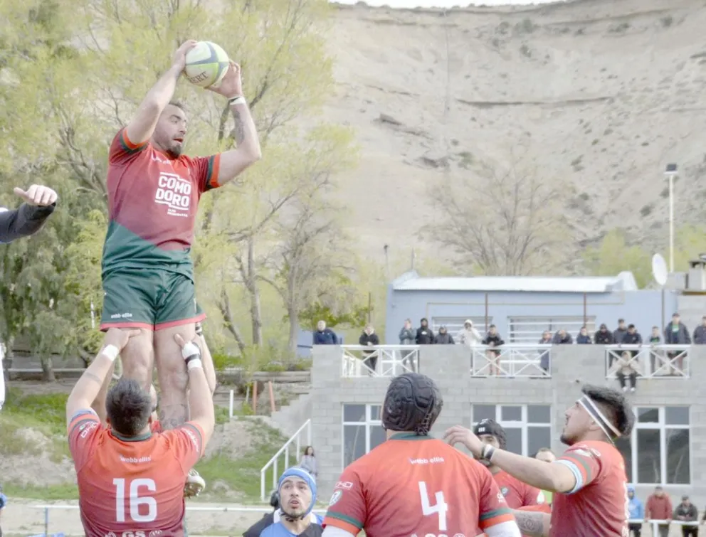 Rugby: Comodoro RC y Portugués se presentan de local