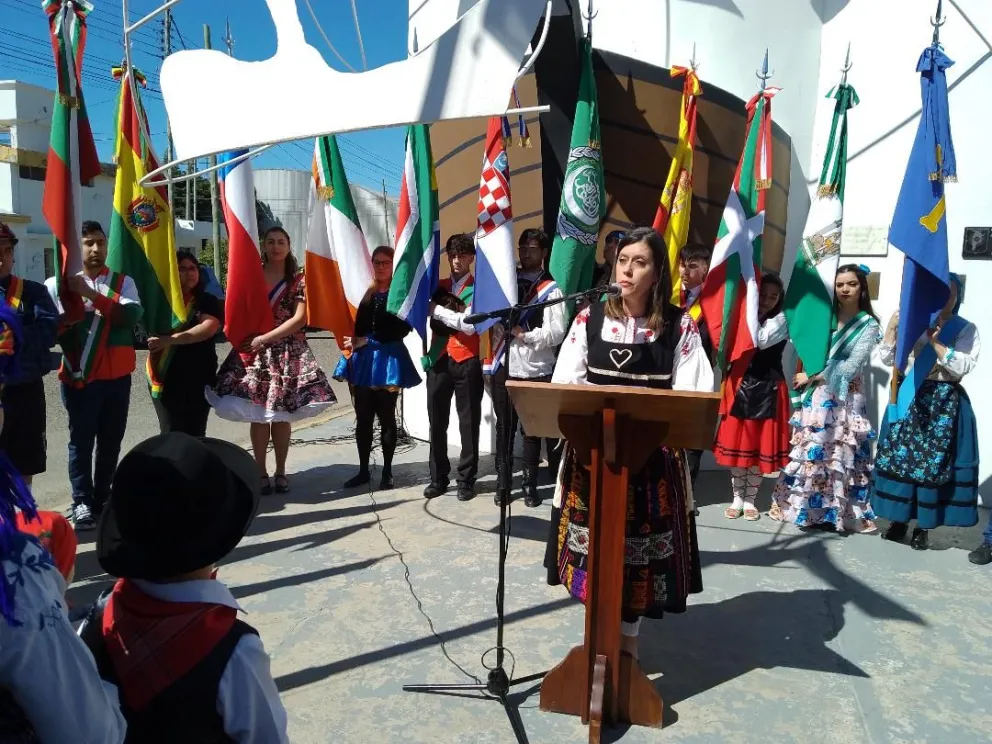 La colectividad comodorense conmemoró los 114 años de la República de Portugal