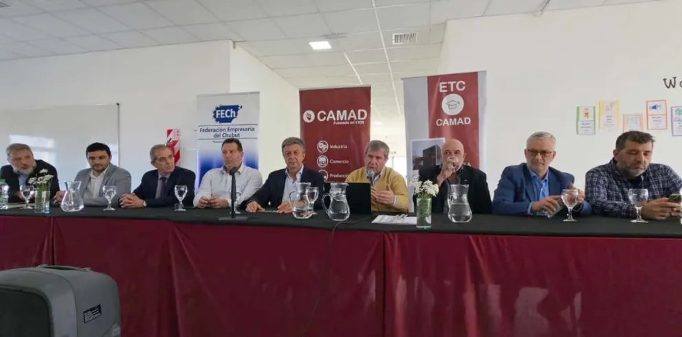 Se lanzó en Madryn el Cluster de empresas de Chubut en torno al proyecto Sierra Grande