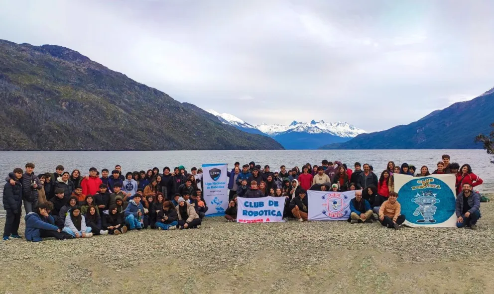 El Gobierno realizó en Lago Puelo el Encuentro Provincial de Robótica
