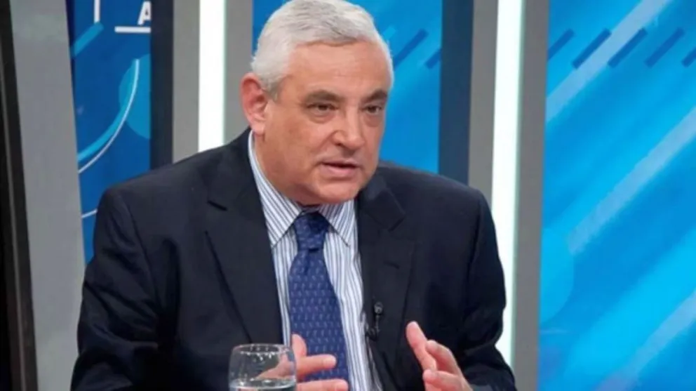 Zuleta Puceiro: “Lo único que puede parar a Milei son las universidades y los jubilados”