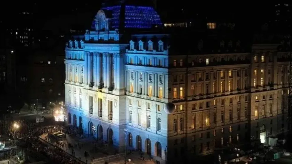 Javier Milei firmó un DNU para renombrar el Centro Cultural Kirchner