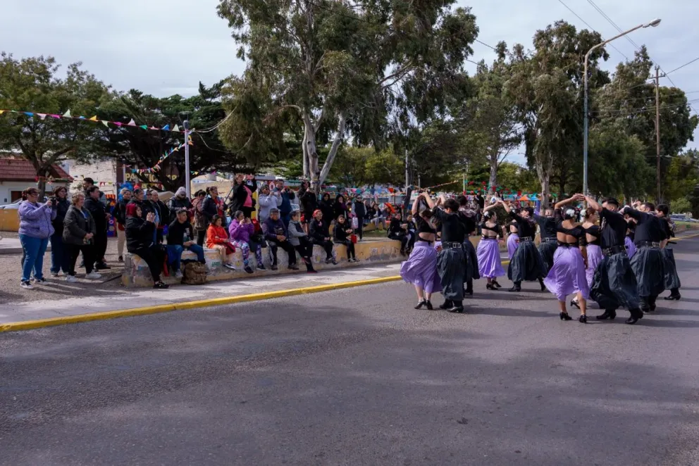 Los CPBs de la ciudad acompañaron el festejo de los 40 años de la creación del espacio comunitario Evita