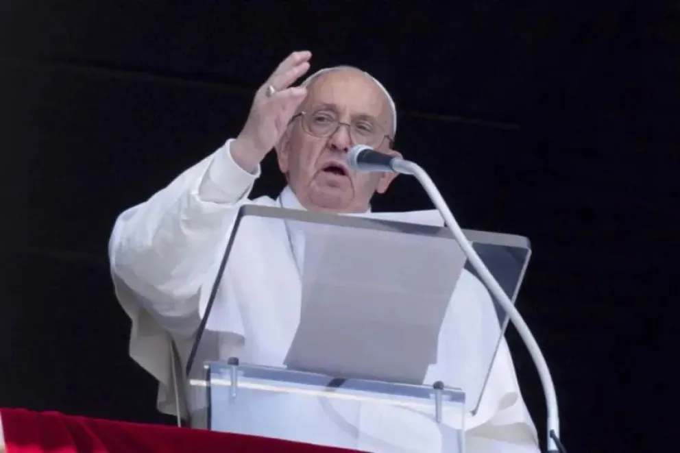El Papa pidió "que cese pronto la guerra en Oriente Medio y se respete la integridad nacional"
