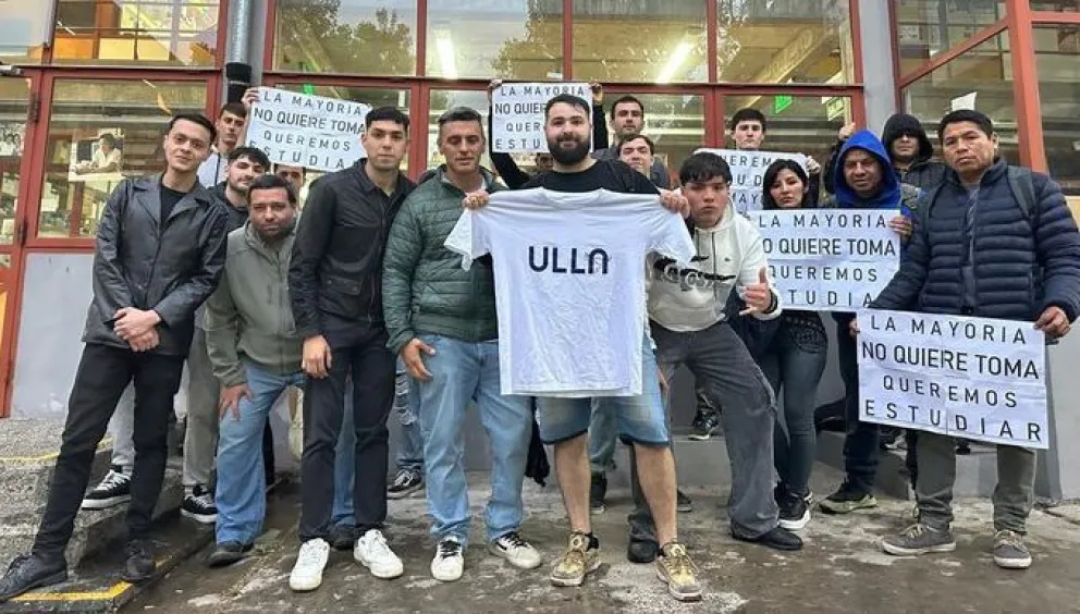 Un grupo de “libertarios” atacó a estudiantes con gas pimienta en la Universidad de Quilmes
